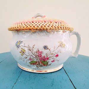 E.L.P Co. Waco China Antique Victorian Chamber Pot With Lid Cover